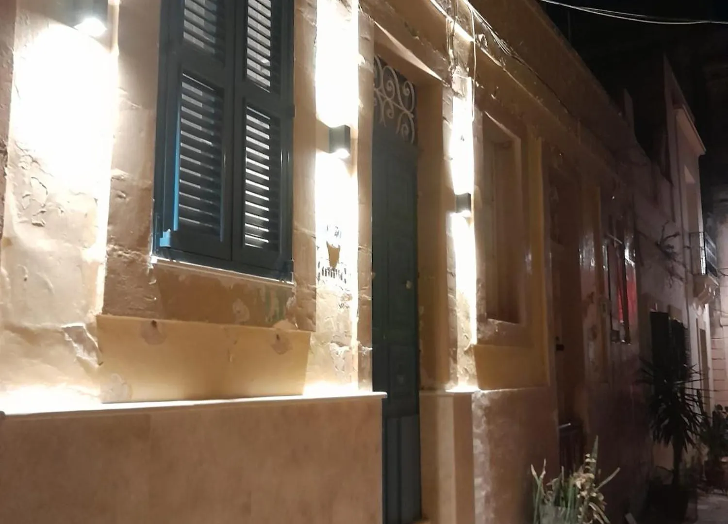 Appartamento Charming Town House In Cospicua, Valperga Rooms